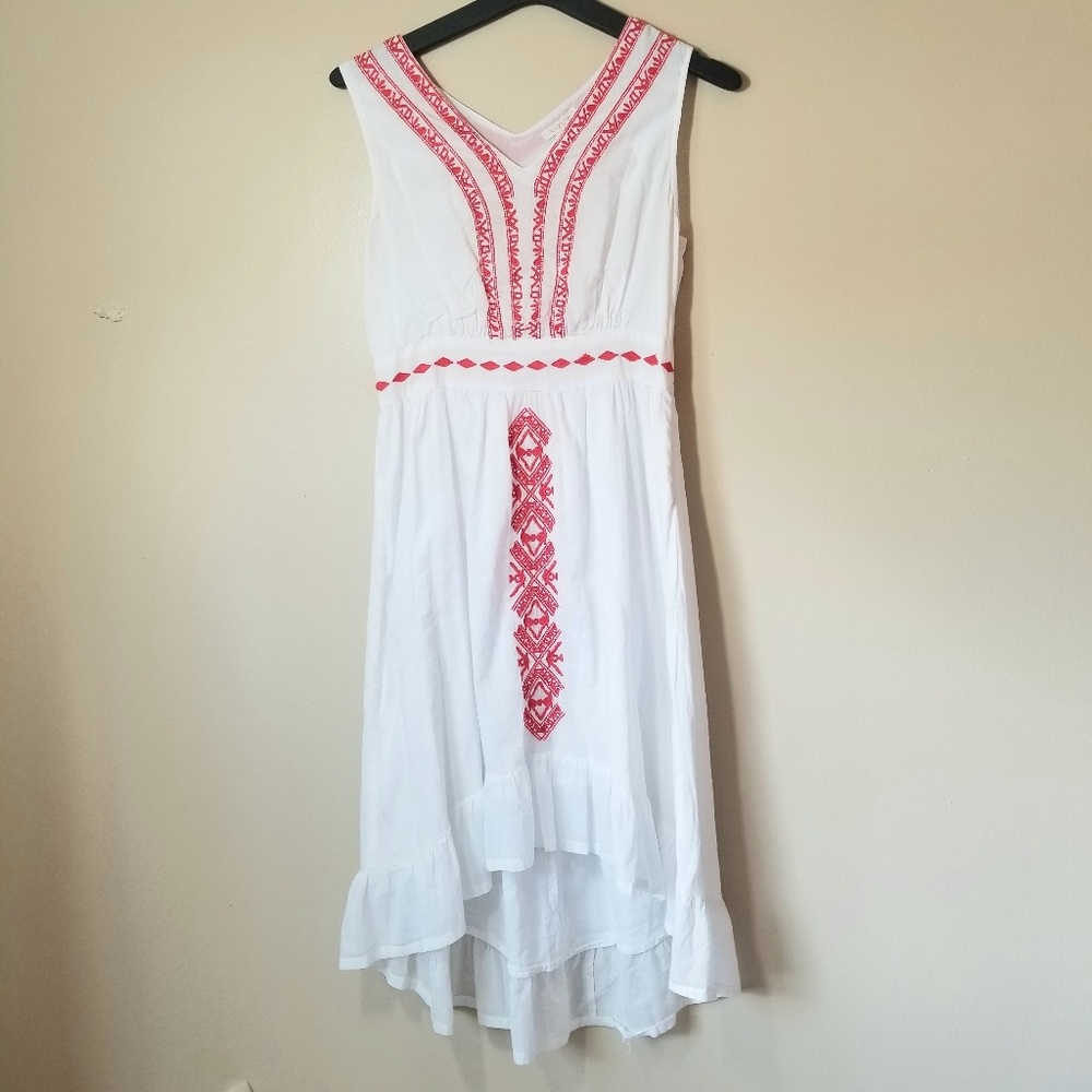 Klozlyne Chic Red Embroidered Cotton White Sun Dre